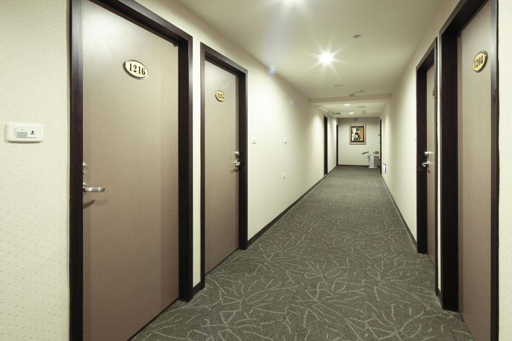 Lincoln Hotel تاينان المظهر الخارجي الصورة