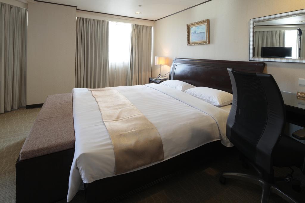 Lincoln Hotel تاينان المظهر الخارجي الصورة