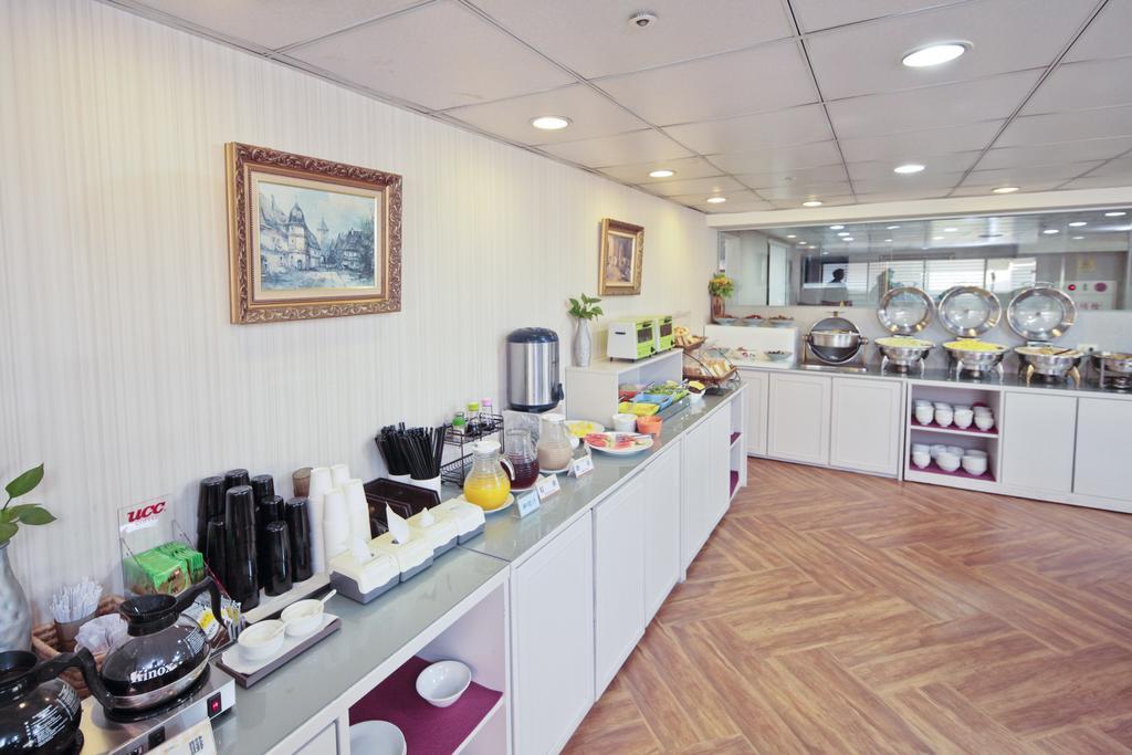 Lincoln Hotel تاينان المظهر الخارجي الصورة