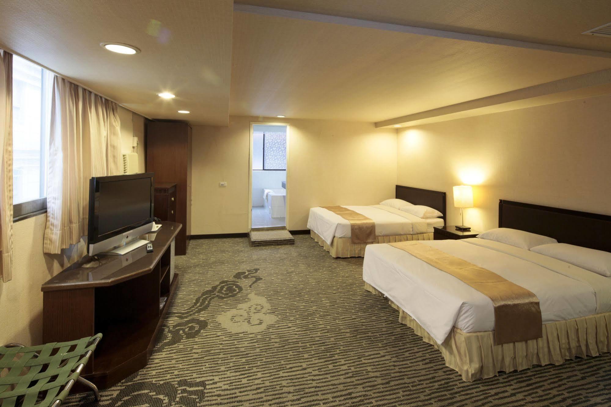 Lincoln Hotel تاينان المظهر الخارجي الصورة